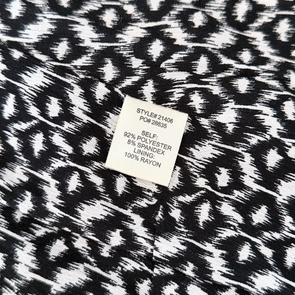 SKIES ARE BLUE X STITCH FIX | Raja Collarless Blazer in Teal Green, Size Small - Picture 8 of 8